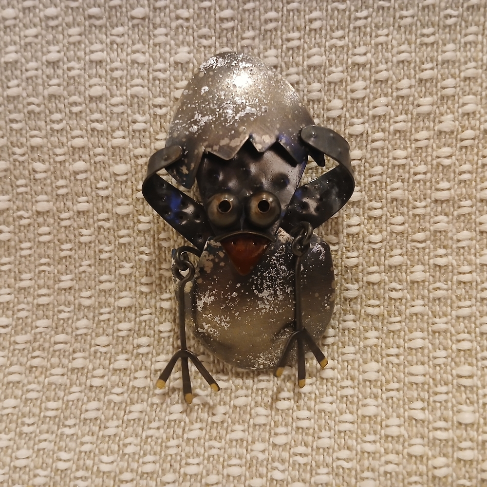 Vintage Chicken and Egg Brooch with Movable Arms